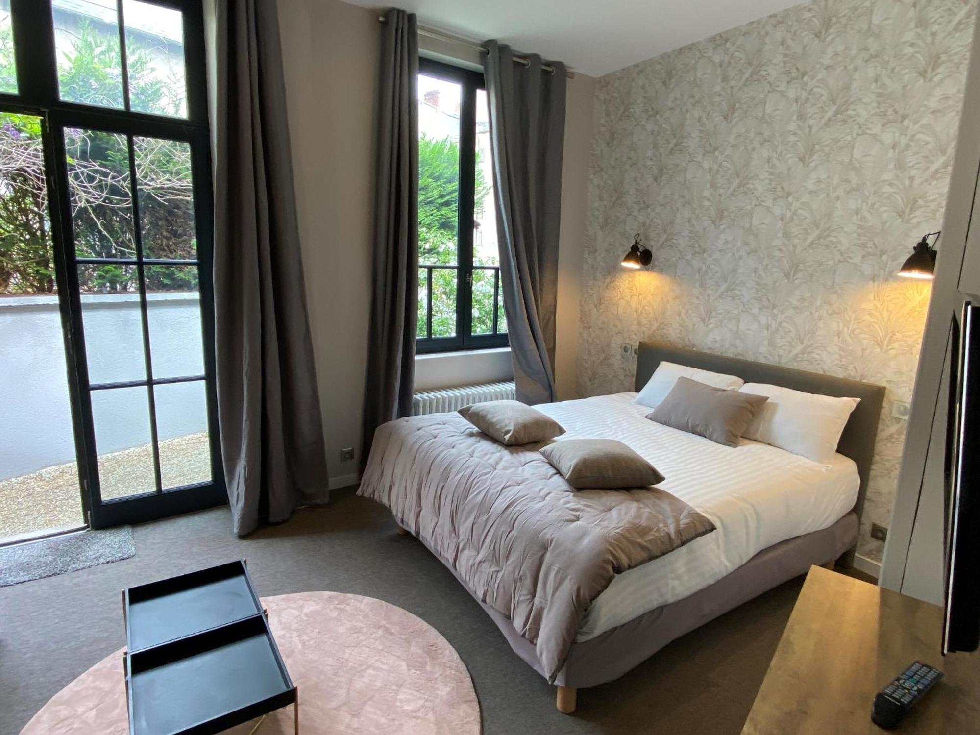 La Villa Beaupeyrat - Apparthotels De Charme Dans Batisse De Caractere A 400M Du Coeur De Ville De Limoges Phòng bức ảnh