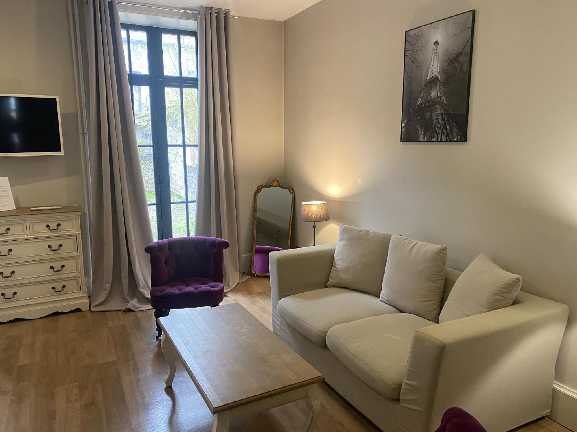 La Villa Beaupeyrat - Apparthotels De Charme Dans Batisse De Caractere A 400M Du Coeur De Ville De Limoges Phòng bức ảnh